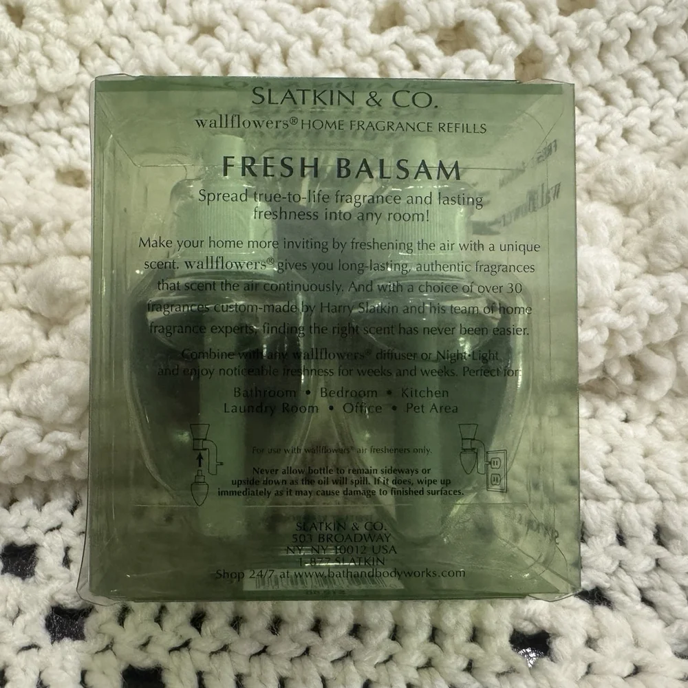 Set Of 2 Bath and Body Works Fresh Balsam Wallflowers Home Fragrance Refills(4) - Picture 5 of 9